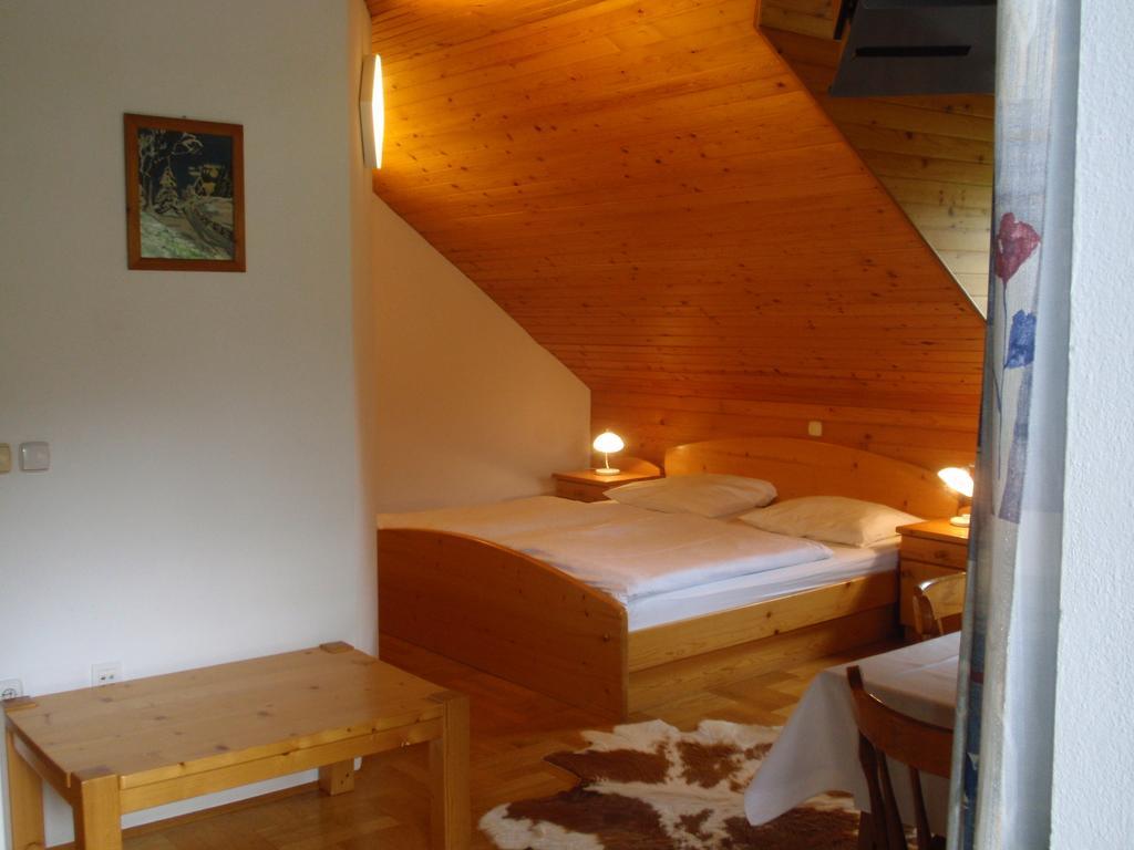 Turisticna Kmetija Psnak Apartment Мойстрана Стая снимка